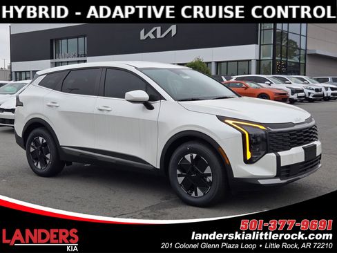 New 2026 Kia Sportage LX image 1