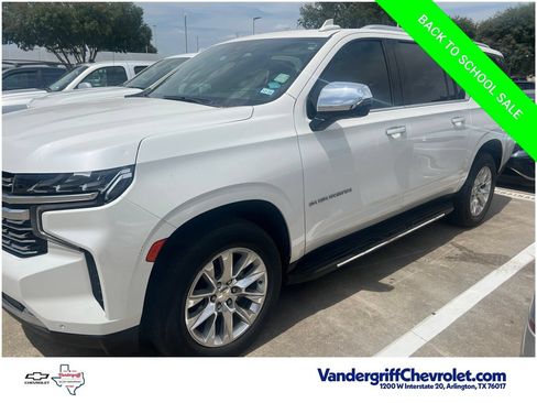 Used 2023 Chevrolet Suburban Premier AWD/4WD image 2
