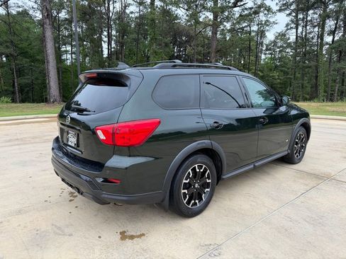 Used 2019 Nissan Pathfinder SL FWD image 5