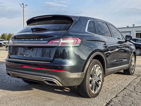 Used 2022 Lincoln Nautilus Reserve w/ Equipment Group 201A image 6