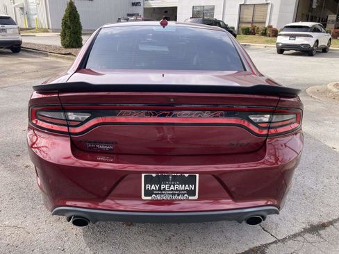 Used 2017 Dodge Charger R/T image 6
