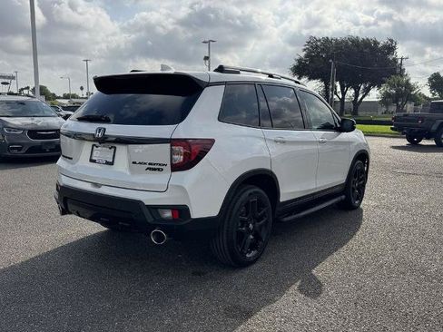 Used 2024 Honda Passport Black Edition image 3