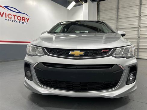 Used 2017 Chevrolet Sonic LT w/ Fun and Sun Package image 17