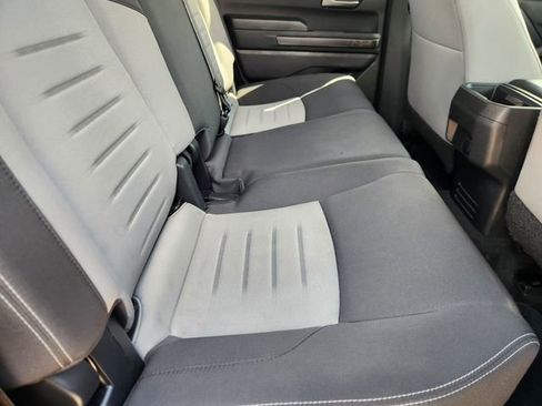 Certified 2025 Toyota Tacoma TRD Off-Road image 31