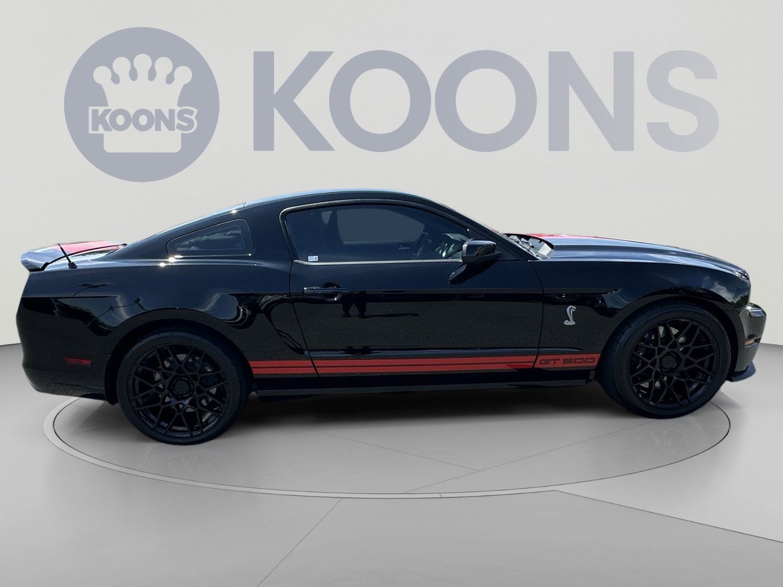 Used 2013 Ford Mustang Shelby GT500 RWD image 12