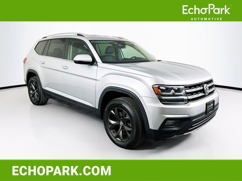 Used 2018 Volkswagen Atlas SE image 1
