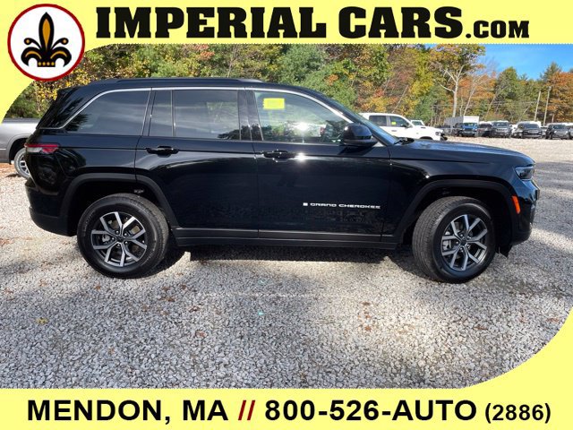 New 2027 Jeep Grand Cherokee Laredo X AWD/4WD image 15