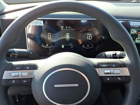 New 2026 Hyundai Tucson SE image 24