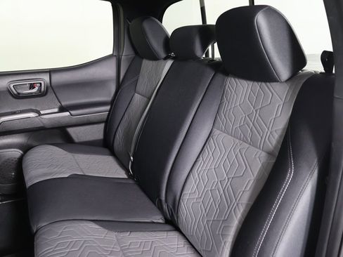 Used 2021 Toyota Tacoma TRD Sport image 25