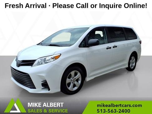 Used 2020 Toyota Sienna L FWD image 3