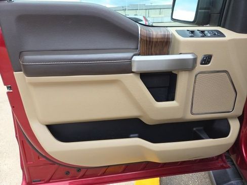 Certified 2019 Ford F150 Lariat w/ Equipment Group 502A Luxury AWD/4WD image 27