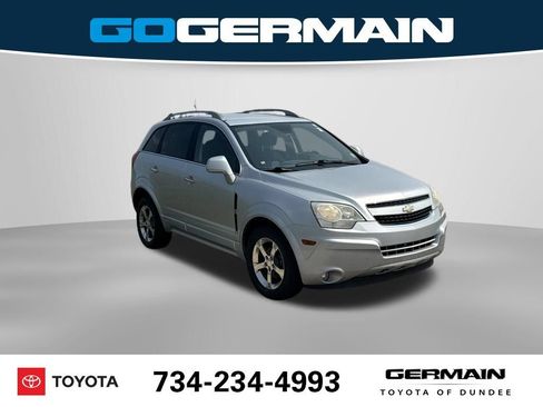 Used 2013 Chevrolet Captiva Sport LT FWD image 2