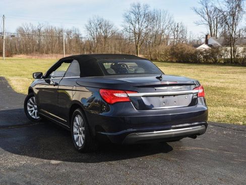Used 2012 Chrysler 200 Touring FWD image 7