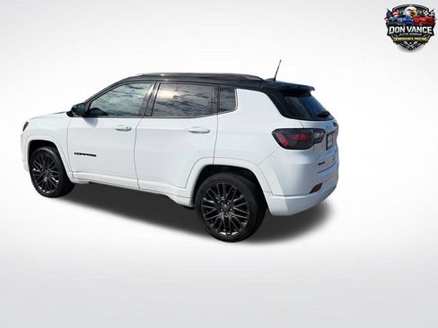 Used 2022 Jeep Compass High Altitude AWD/4WD image 3
