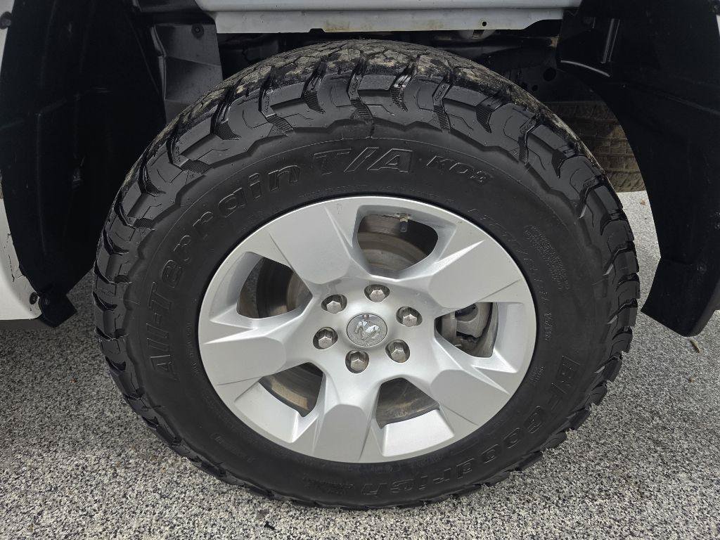 Used 2024 RAM 1500 Lone Star AWD/4WD image 30