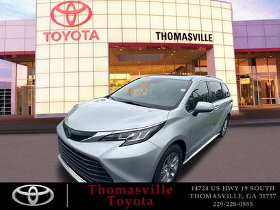 Used 2023 Toyota Sienna XLE
