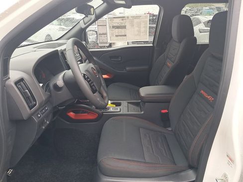 New 2026 Nissan Frontier PRO-4X w/ Pro-4x Convenience Package image 10