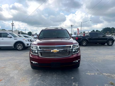Used 2020 Chevrolet Suburban Premier image 8