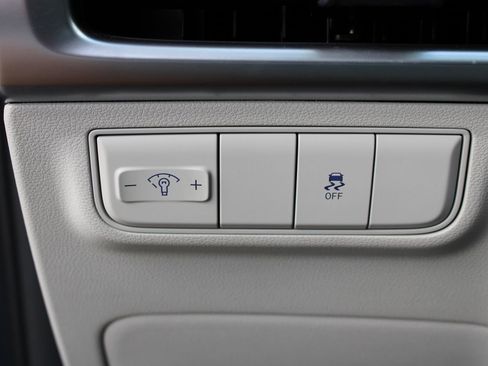 Used 2025 Hyundai Tucson SE FWD image 28