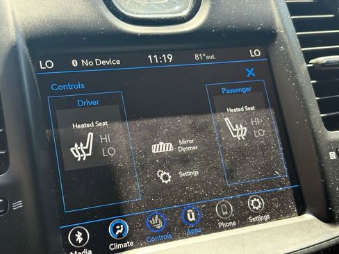 Used 2020 Chrysler 300 S RWD image 13