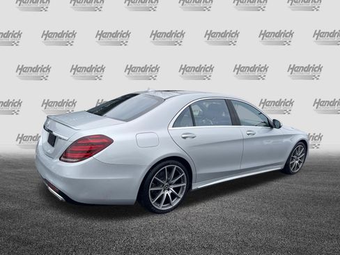 Used 2019 Mercedes-Benz S 560 Sedan image 10