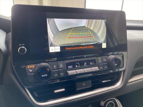 Certified 2026 Toyota Grand Highlander XLE image 5