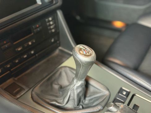 Used 2003 BMW M5 image 19