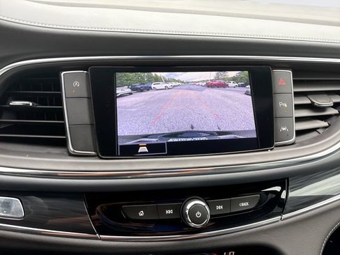 Used 2024 Buick Enclave Essence w/ Experience Buick Package FWD image 24