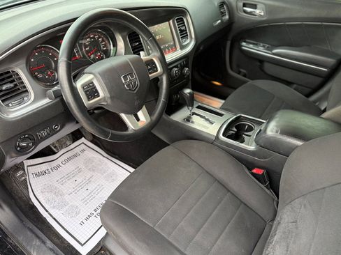 Used 2014 Dodge Charger R/T w/ Blacktop Package image 9