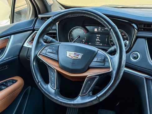 Certified 2023 Cadillac XT5 Premium Luxury AWD/4WD image 15
