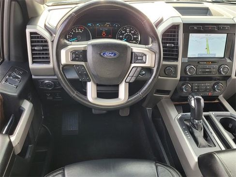 Certified 2020 Ford F150 Lariat image 10