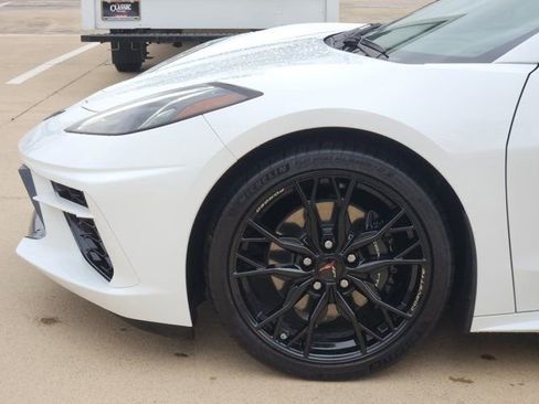 Used 2024 Chevrolet Corvette Stingray Coupe w/ 1LT image 15