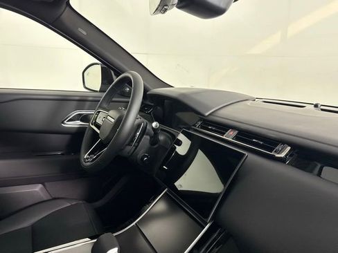 New 2026 Land Rover Range Rover Velar Dynamic SE image 34