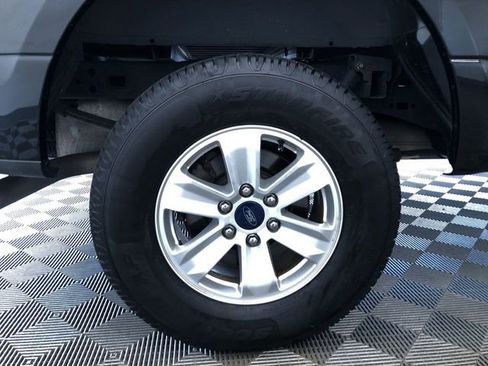 Used 2018 Ford F150 XLT image 12