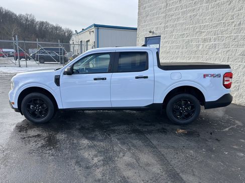 Certified 2022 Ford Maverick XLT w/ Equipment Group 300A Standard image 4