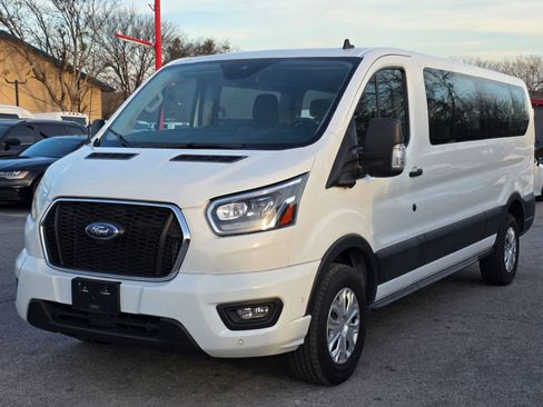 Used 2023 Ford Transit 350 XLT RWD image 7