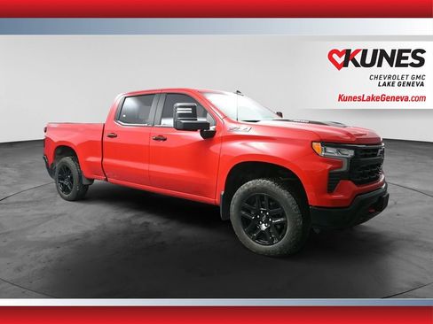 Used 2024 Chevrolet Silverado 1500 LT Trail Boss w/ Convenience Package II AWD/4WD image 4