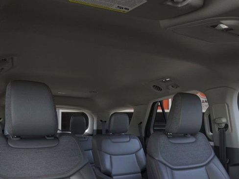 New 2026 Ford Explorer Active w/ Active Comfort Package image 22