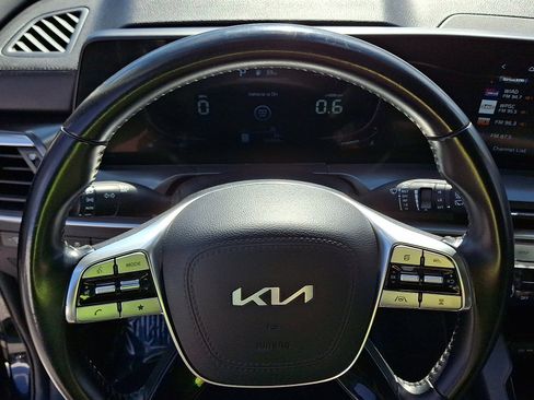 Certified 2023 Kia Telluride LX image 20