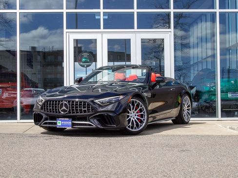 Used 2022 Mercedes-Benz SL 55 AMG 4MATIC image 1