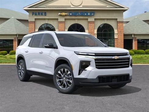 New 2026 Chevrolet Traverse LT FWD image 8