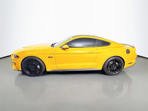 Used 2019 Ford Mustang GT Premium w/ Equipment Group 401A image 6