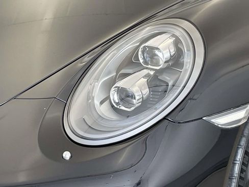 Used 2017 Porsche 911 Turbo image 11