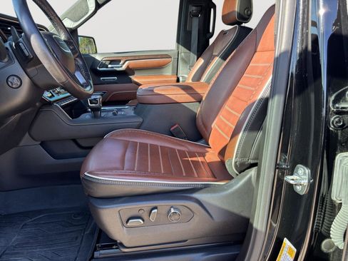 Used 2024 GMC Sierra 1500 Denali Ultimate image 18