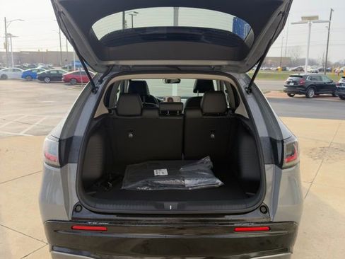 New 2026 Honda HR-V EX-L image 12