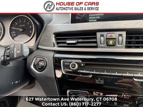 Used 2017 BMW X1 xDrive28i AWD/4WD image 24