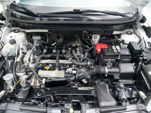 Used 2022 Nissan Kicks S FWD image 14