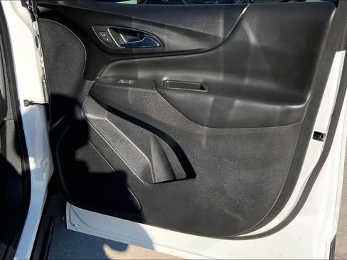 Used 2021 Chevrolet Equinox LT w/ LPO, Floor Liner Package image 22
