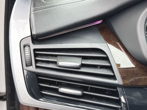 Used 2014 BMW X5 xDrive35d image 22