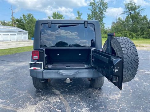 Used 2015 Jeep Wrangler Sport w/ Trailer Tow Group AWD/4WD image 17
